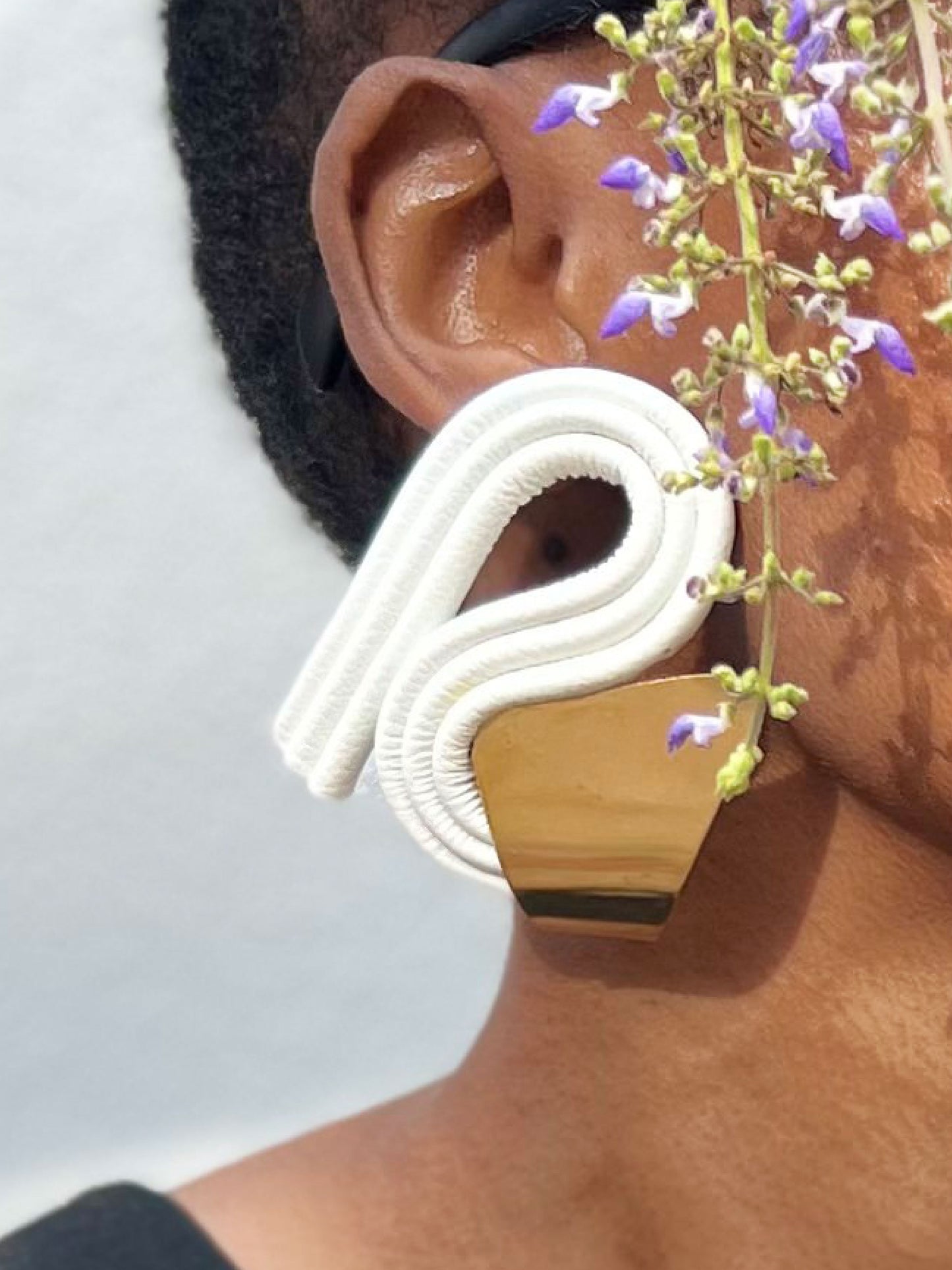 Evoke Earrings - white