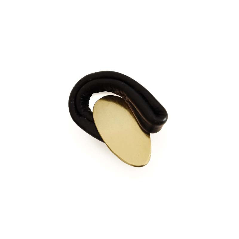 Resonance brooch